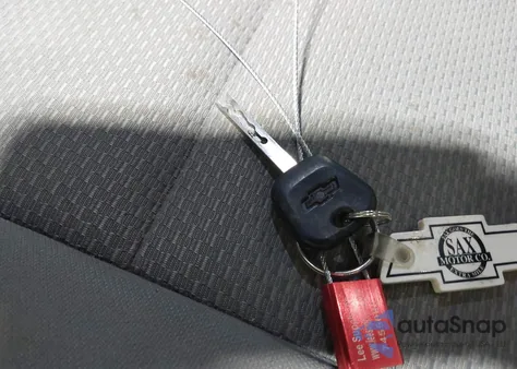 2018 Chevrolet Silverado 1500 1Lt из США, поврежденный, VIN 3GCUKREC3JG216666